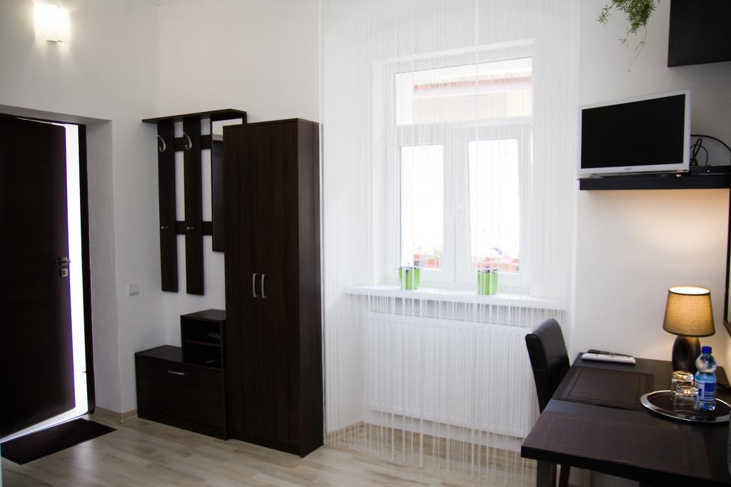Leo Apartment Братислава Экстерьер фото