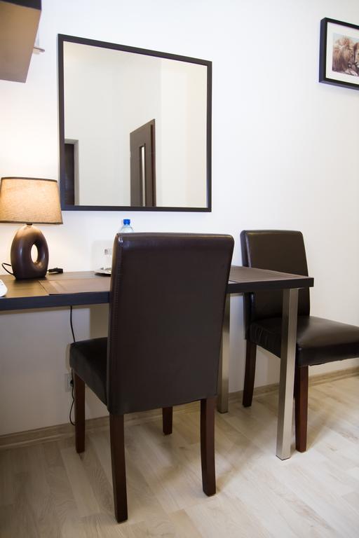 Leo Apartment Братислава Экстерьер фото