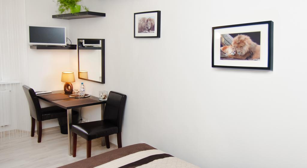 Leo Apartment Братислава Экстерьер фото